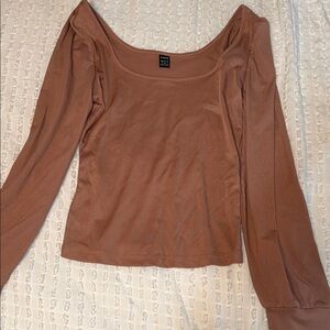 Women’s Long Sleeve top